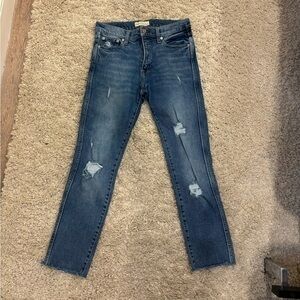 GAP Stretch Straight Leg Ripped Jeans Size 29